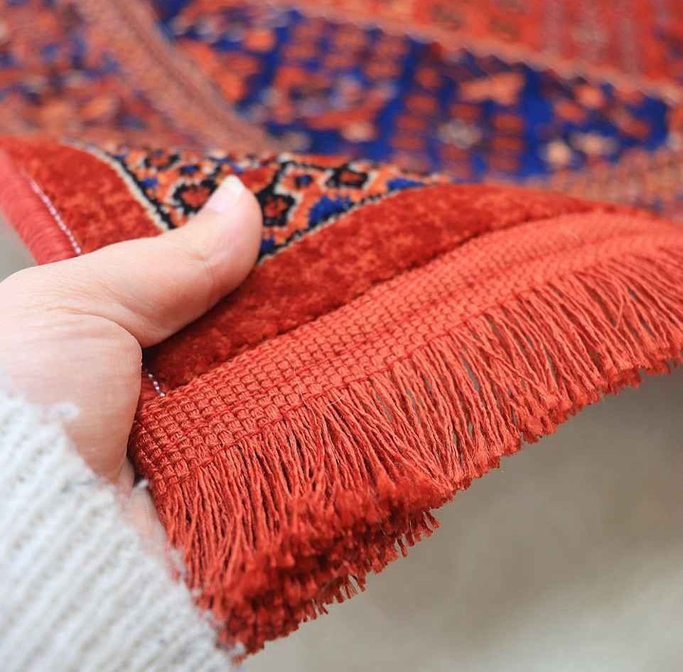 فرش لاکی