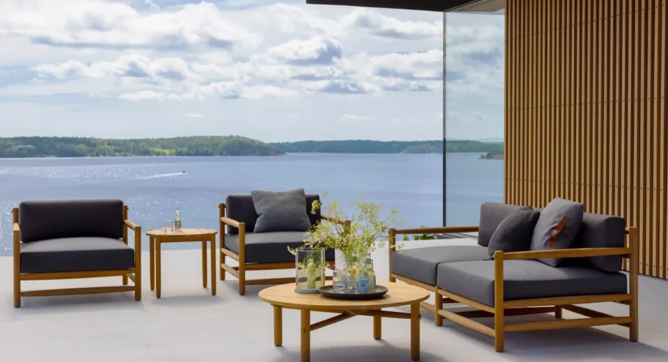 مبلمان فضای باز