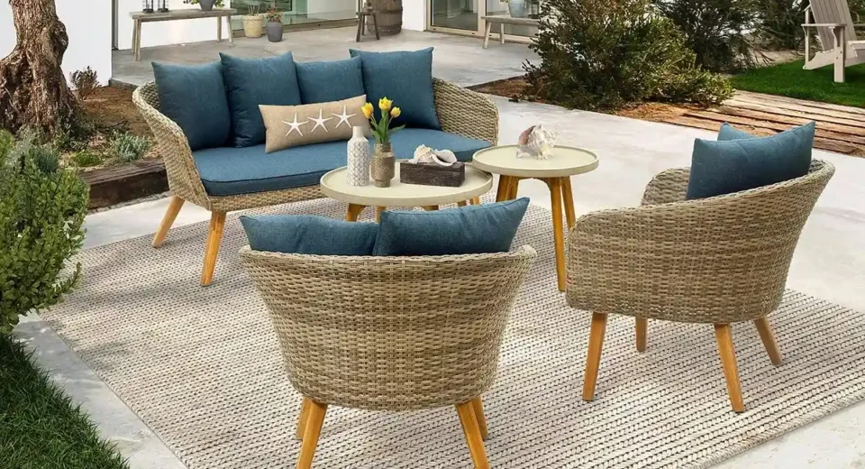 چیدمان مبلمان فضای باز