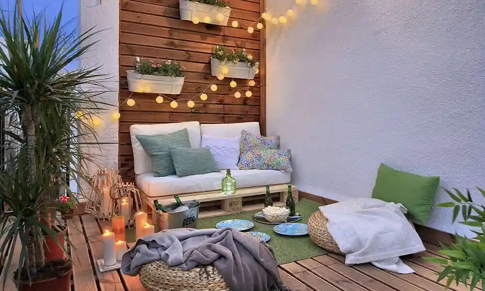 تزیین بالکن با وسایل ساده